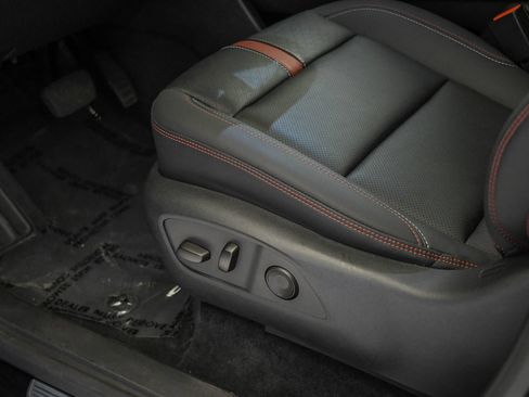 Used 2024 Chevrolet Traverse RS w/ LPO, Cargo Package FWD image 28