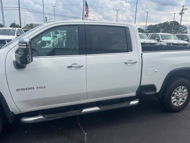 Used 2022 Chevrolet Silverado 2500 LTZ w/ Gooseneck/5TH Wheel Package AWD/4WD image 9