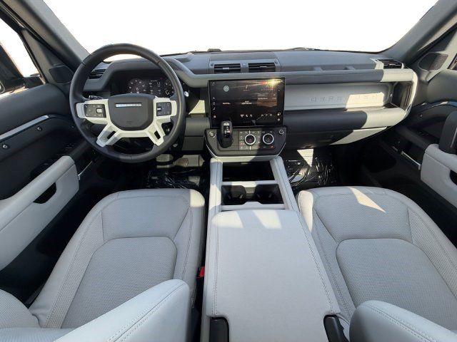 Certified 2026 Land Rover Defender 110 X-Dynamic SE AWD/4WD image 12