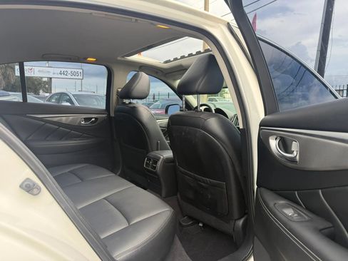 Used 2015 INFINITI Q50 w/ Moonroof Package RWD image 12