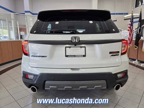 Used 2023 Honda Passport TrailSport image 5