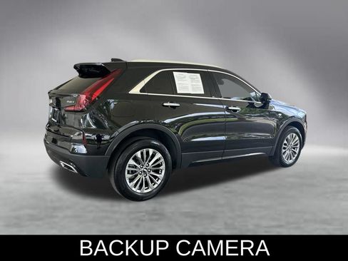 Used 2025 Cadillac XT4 Premium Luxury FWD image 4