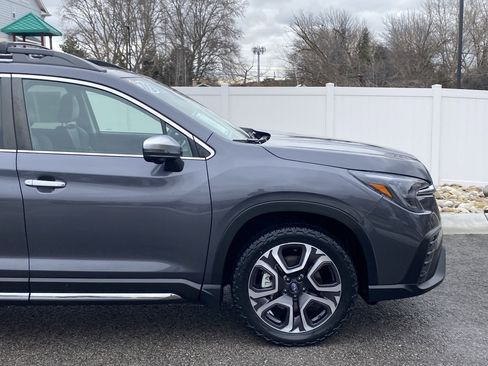 Used 2023 Subaru Ascent Touring image 8