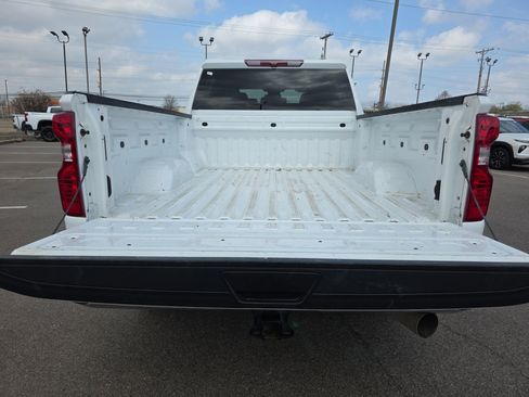 Used 2025 Chevrolet Silverado 2500 LT w/ Safety Package AWD/4WD image 15