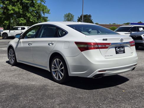 Used 2014 Toyota Avalon XLE Touring FWD image 10