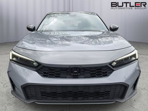 Used 2025 Honda Civic Sport image 2