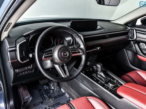 Used 2025 MAZDA CX-50 AWD 2.5 Hybrid w/ Premium Pkg image 17
