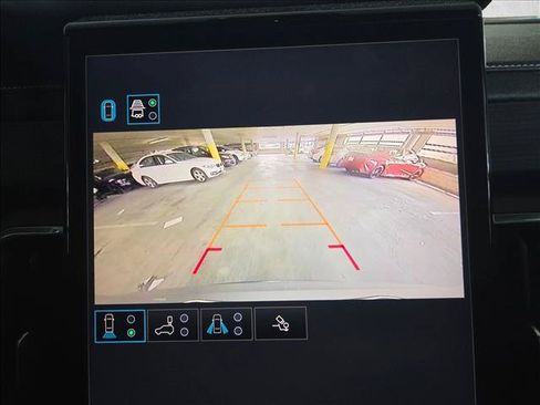 Used 2025 GMC Acadia Elevation FWD image 13