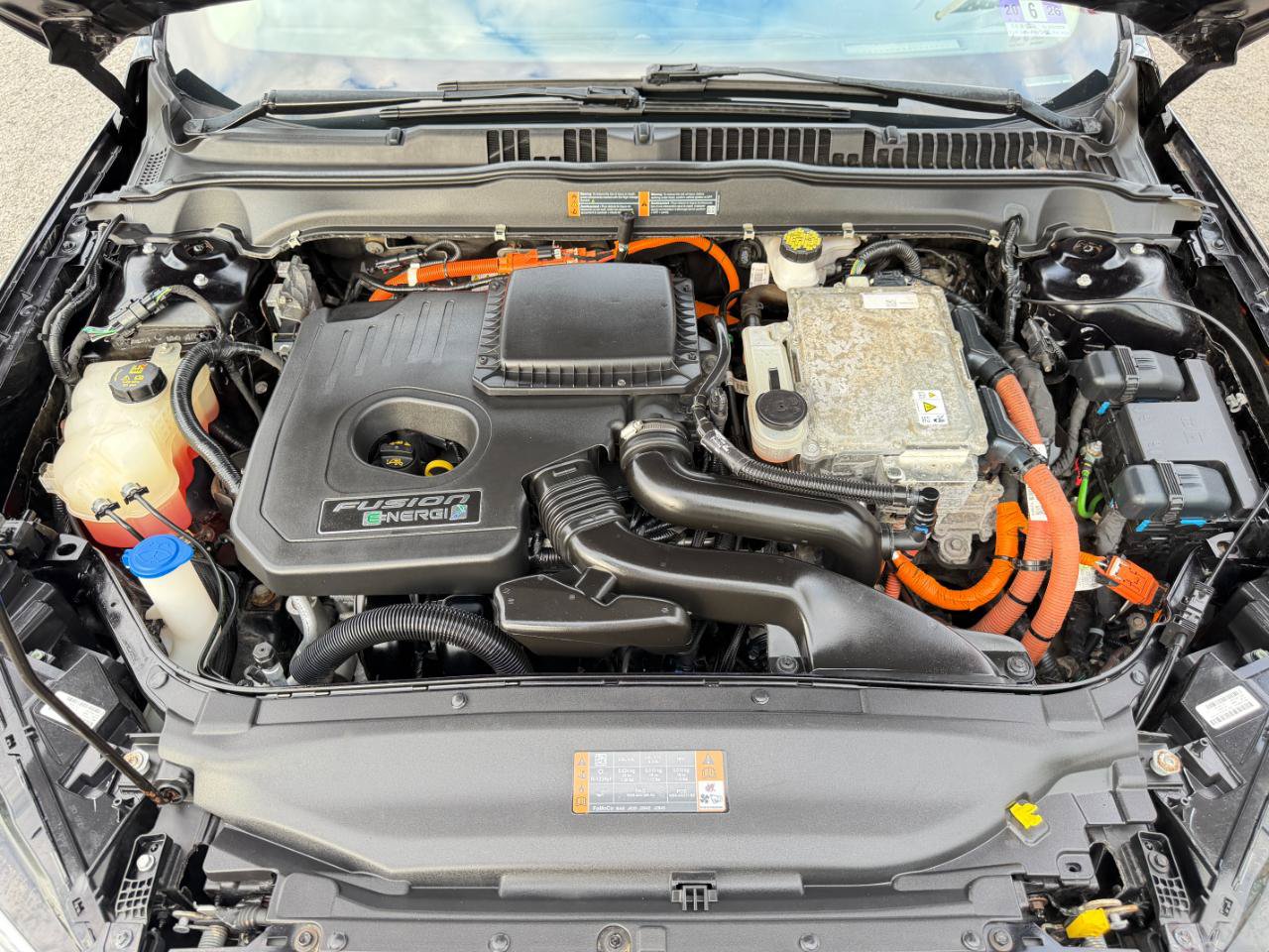 Used 2019 Ford Fusion Energi Titanium FWD image 77