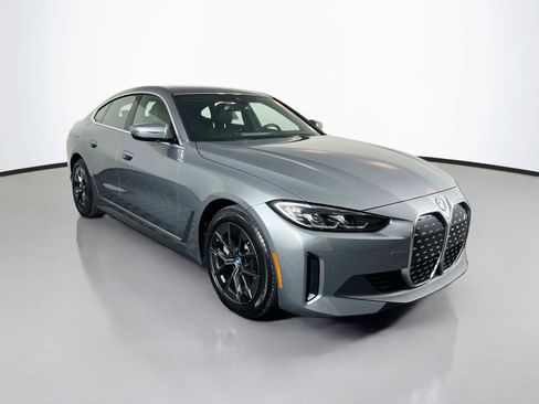 Used 2023 BMW i4 eDrive35 w/ Premium Package RWD image 8