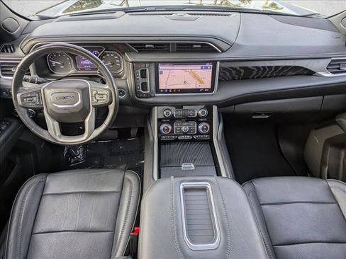 Used 2021 GMC Yukon Denali w/ Denali Premium Package image 16
