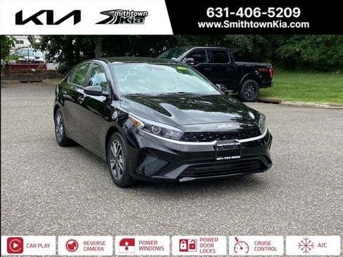 Certified 2023 Kia Forte LXS FWD image 1
