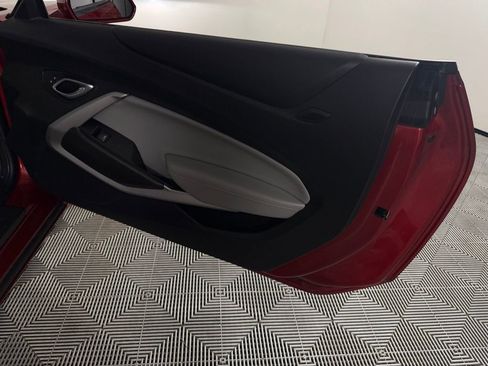 Used 2018 Chevrolet Camaro LT w/ RS Package image 29