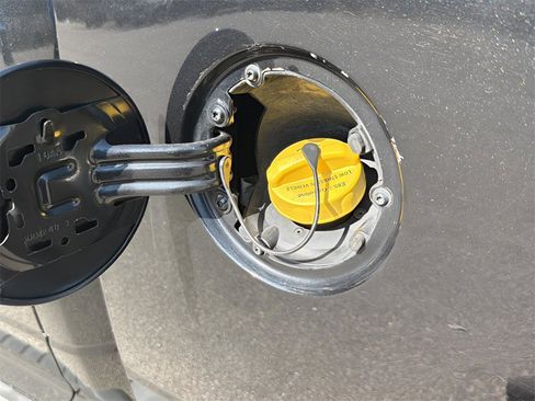 Used 2018 RAM 1500 Big Horn image 34