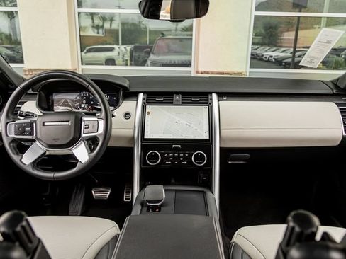 Certified 2023 Land Rover Discovery S R-Dynamic AWD/4WD image 22