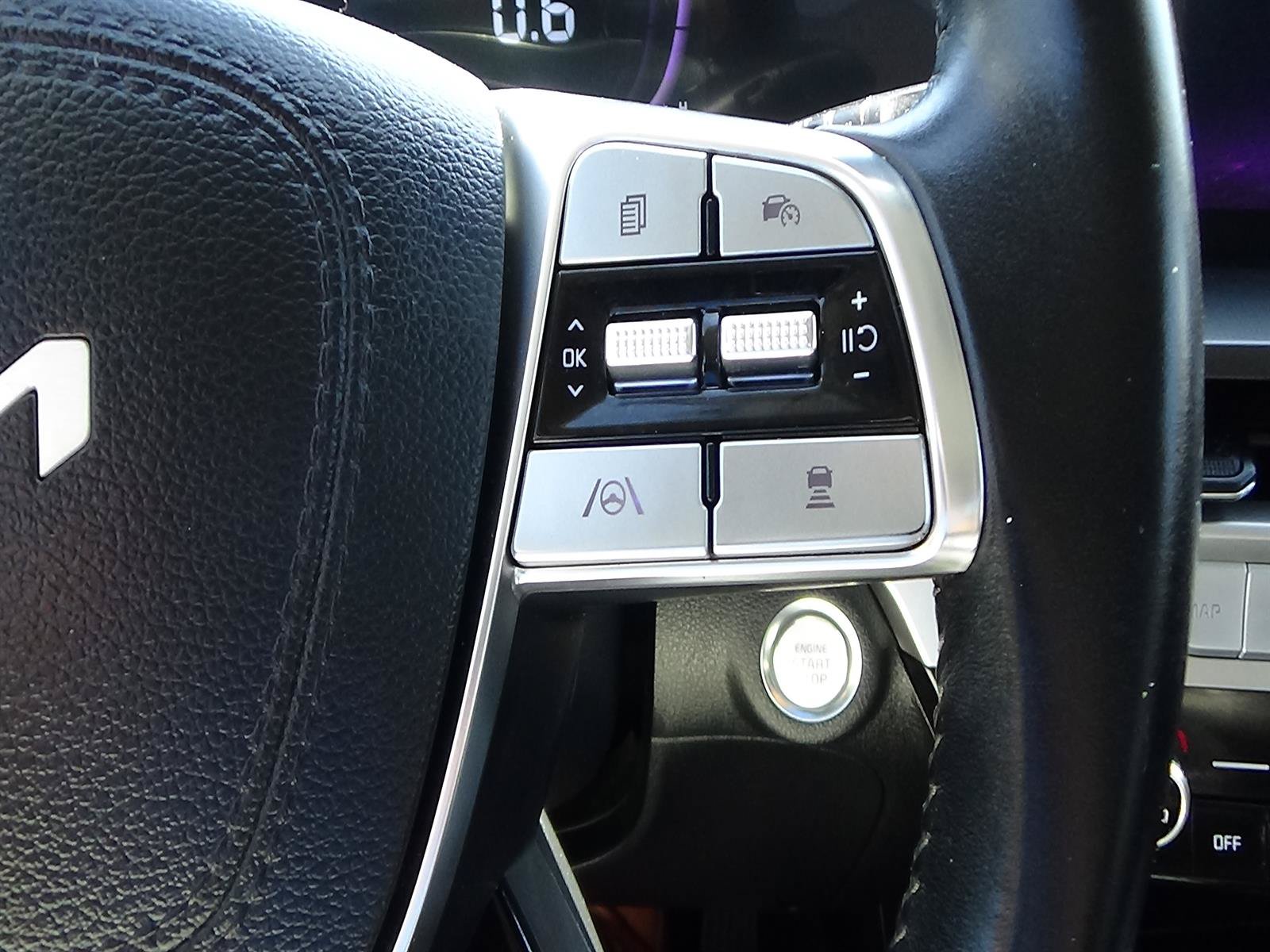 Used 2025 Kia Telluride S AWD/4WD image 25