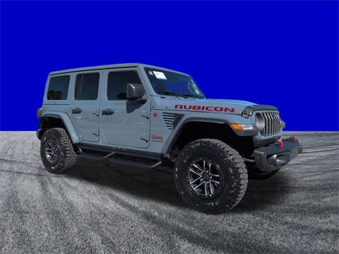 Used 2024 Jeep Wrangler Unlimited Rubicon image 2