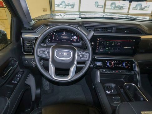 New 2026 GMC Sierra 2500 Denali w/ Denali Reserve Package image 15