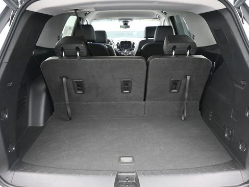 Used 2020 Chevrolet Traverse Premier AWD/4WD image 10