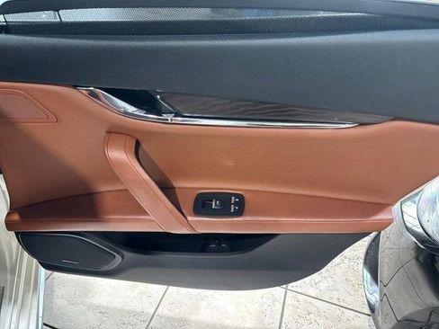 Used 2019 Maserati Quattroporte S image 20