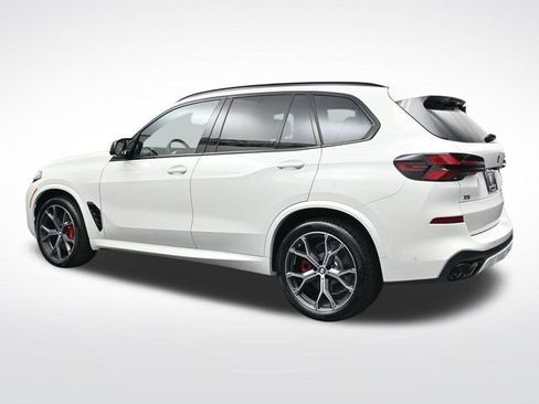 New 2026 BMW X5 M60i w/ Climate Comfort Package image 7