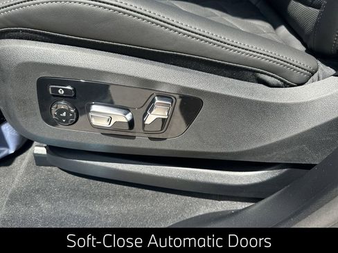 Certified 2026 BMW X7 xDrive40i AWD/4WD image 17