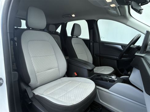 Used 2024 Ford Escape Active w/ Tech Pack #1 image 13