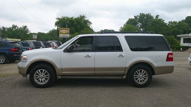 Used 2011 Ford Expedition EL XLT w/ 202A Rapid Spec Order Code AWD/4WD image 12