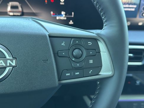 Used 2026 Nissan Sentra SL w/ Floor Mat Package FWD image 17