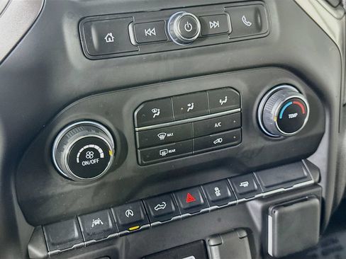 Used 2025 Chevrolet Silverado 1500 Custom RWD image 25