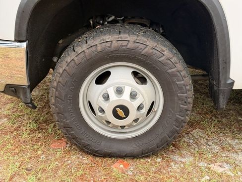 Used 2022 Chevrolet Silverado 3500 W/T w/ WT Convenience Package image 11