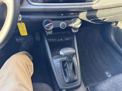 Used 2020 Kia Rio S FWD image 36