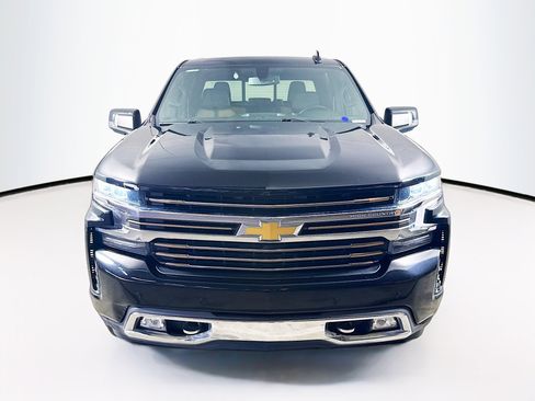 Used 2021 Chevrolet Silverado 1500 High Country RWD image 3