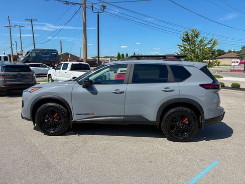 Used 2025 Nissan Rogue SV w/ Rock Creek Premium Package AWD/4WD image 8