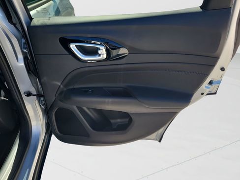New 2026 Jeep Compass Latitude AWD/4WD image 43