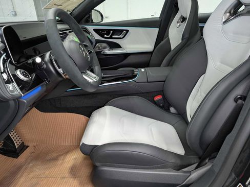 New 2026 Mercedes-Benz E 53 AMG e 4MATIC Sedan image 5