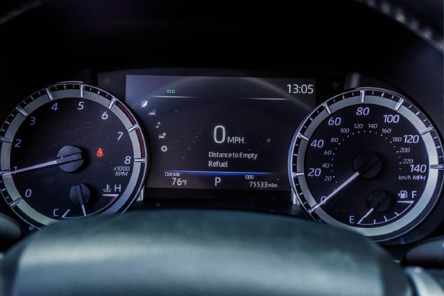 Used 2023 Toyota Highlander XLE FWD image 24
