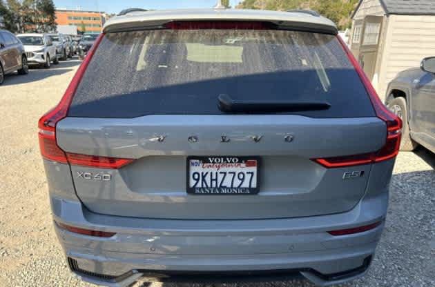 Used 2024 Volvo XC60 B5 Core w/ Climate Package AWD/4WD image 4