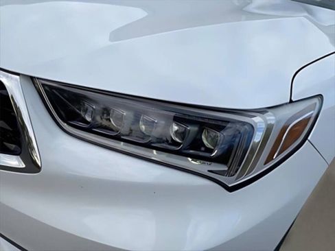Used 2019 Acura TLX image 11