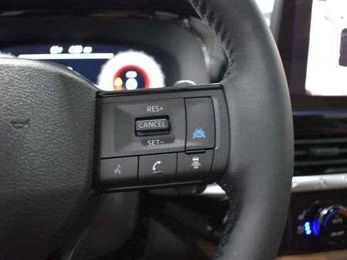 New 2026 Nissan Pathfinder Platinum w/ Cargo Package AWD/4WD image 30