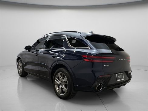 Certified 2025 Genesis GV70 3.5T Sport image 6