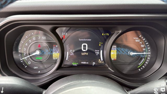 Used 2024 Jeep Wrangler Unlimited Rubicon 4xe w/ Capability Package AWD/4WD image 17