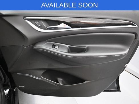 Used 2021 Buick Enclave Avenir w/ Avenir Technology Package AWD/4WD image 42