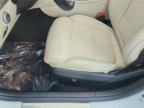 Used 2022 Mercedes-Benz C 300 Sedan image 35