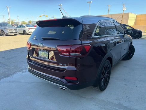Used 2020 Kia Sorento EX image 6