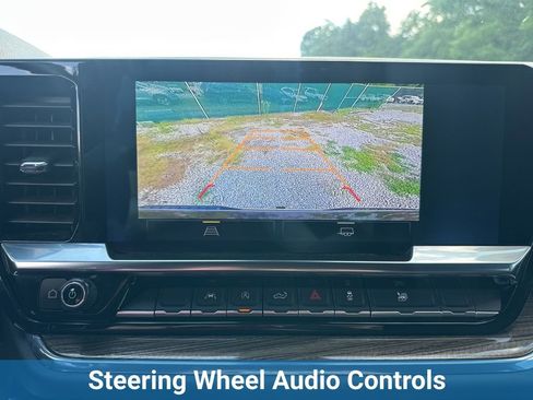 Used 2025 Chevrolet Silverado 1500 LT AWD/4WD image 18