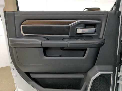 Used 2022 RAM 2500 Laramie image 37