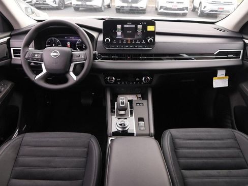 New 2026 Nissan Rogue SL AWD/4WD image 22