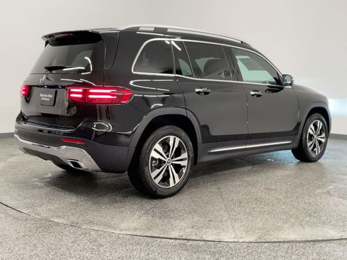 Used 2026 Mercedes-Benz GLB 250 image 8