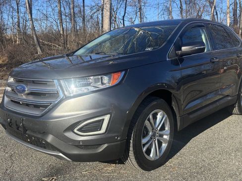 Used 2015 Ford Edge Titanium w/ Equipment Group 302A image 4